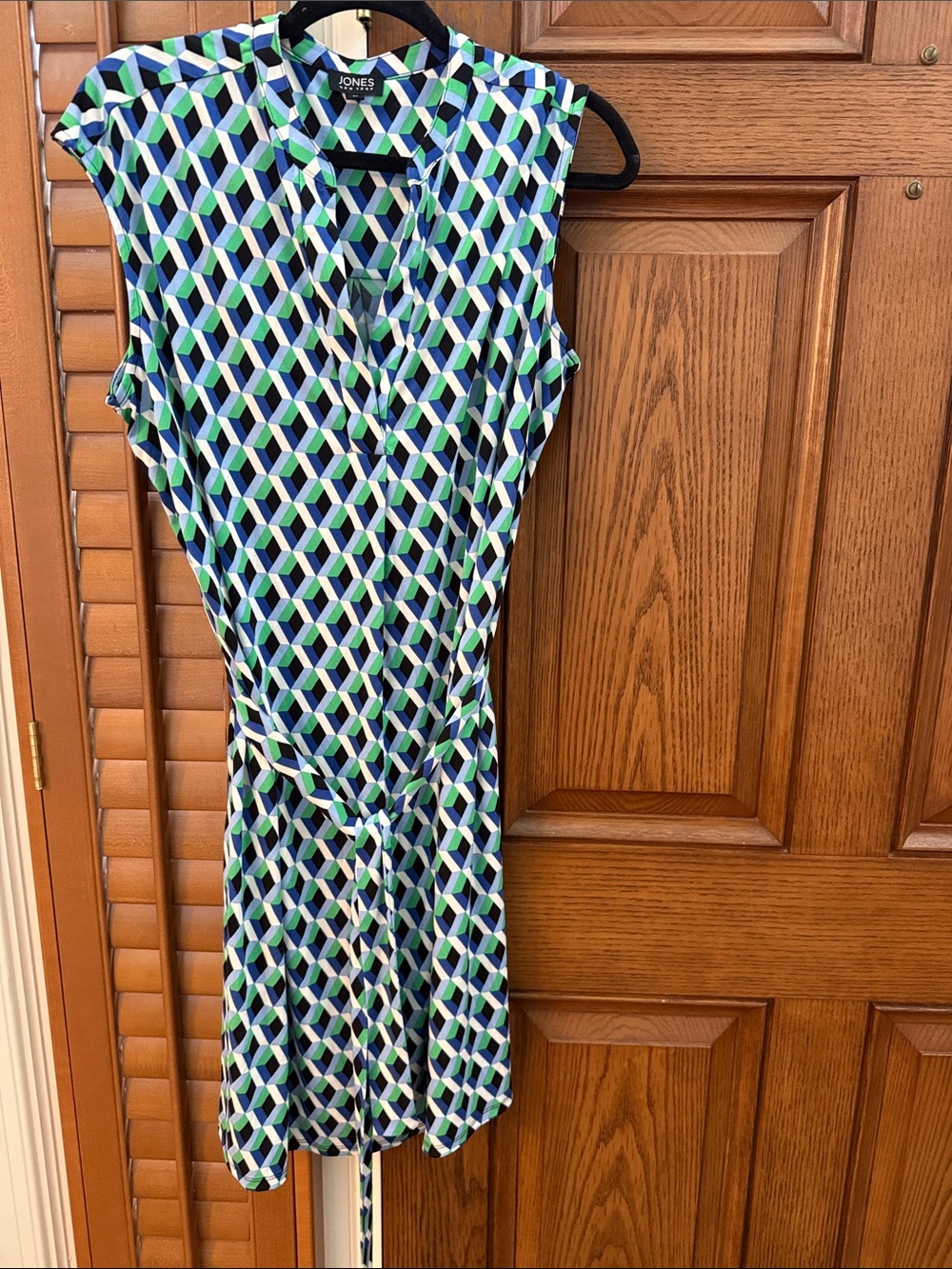 Jones New York Sleeveless Geometric Mini Dress in Blue, Green, White